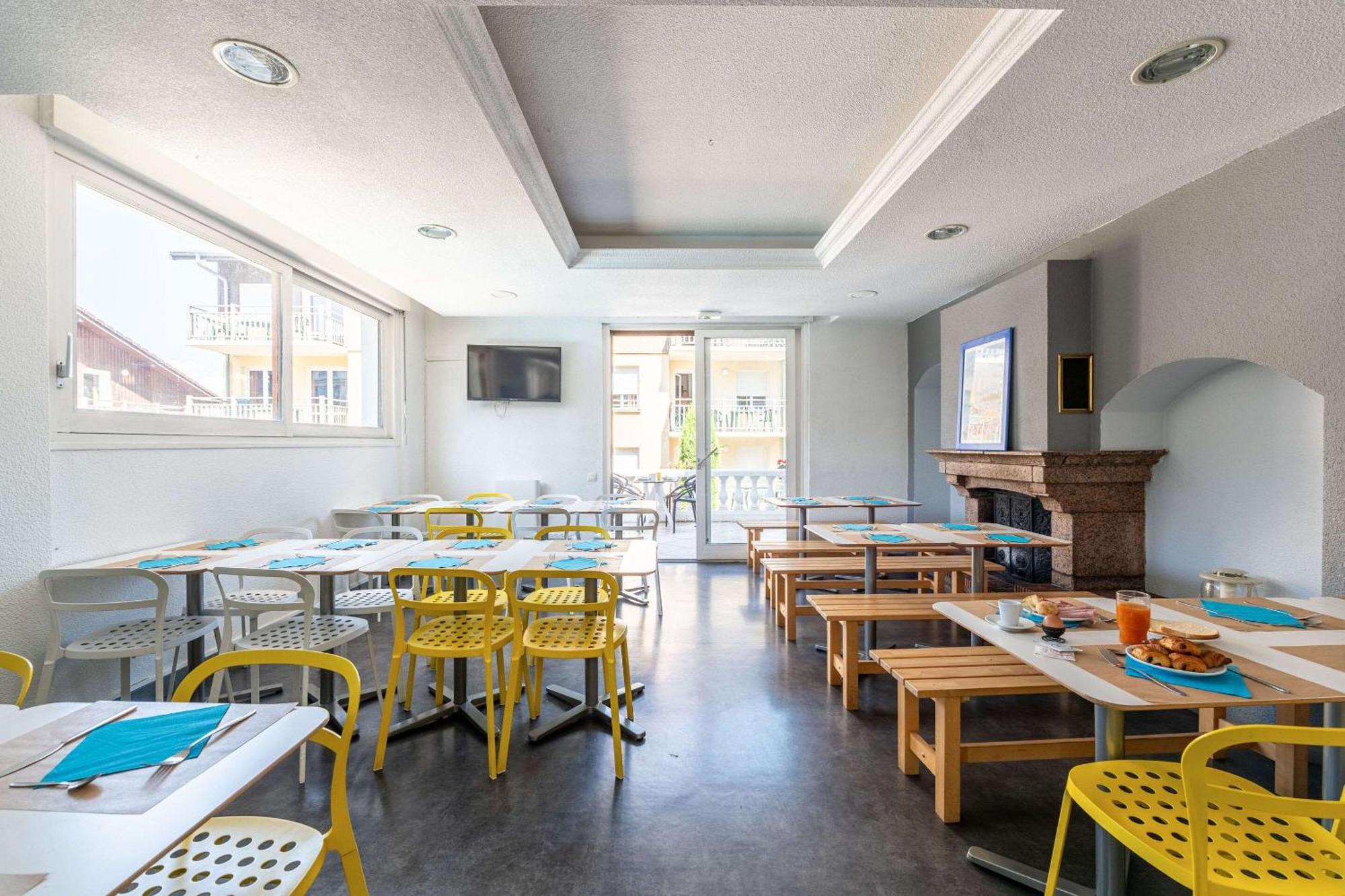 哲尼图莱斯丹娜斯拉克公寓式酒店 埃维昂莱班 外观 照片